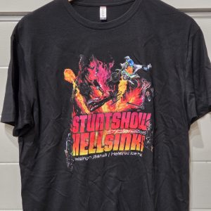 Stuntshow Hellsinki 2026 VIRALLINEN T-PAITA (S/M/L/XL/XXL)
